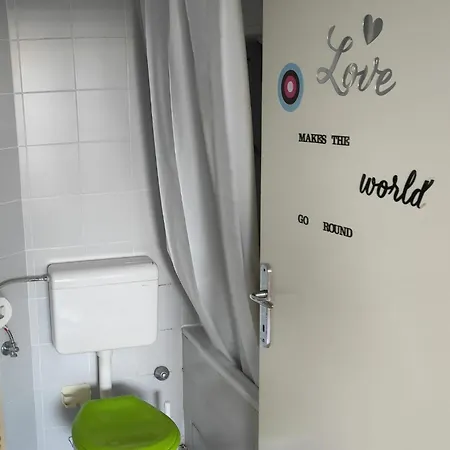Apartment Arena 2 *